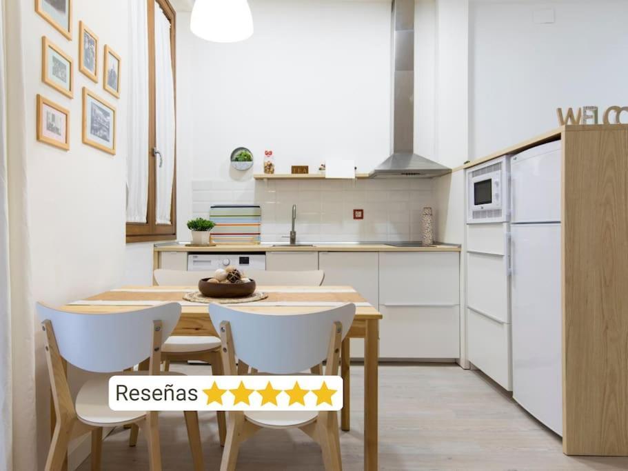 Moderno Apartamento En Casco Historico + Desayuno! Saragossa Zewnętrze zdjęcie